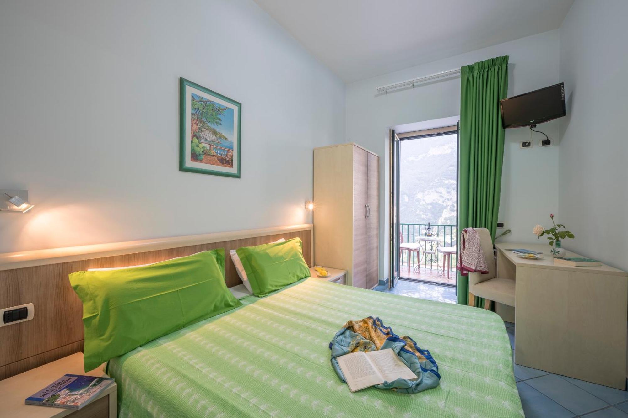 Dint'A Torre Bed And Breakfast Скала Экстерьер фото